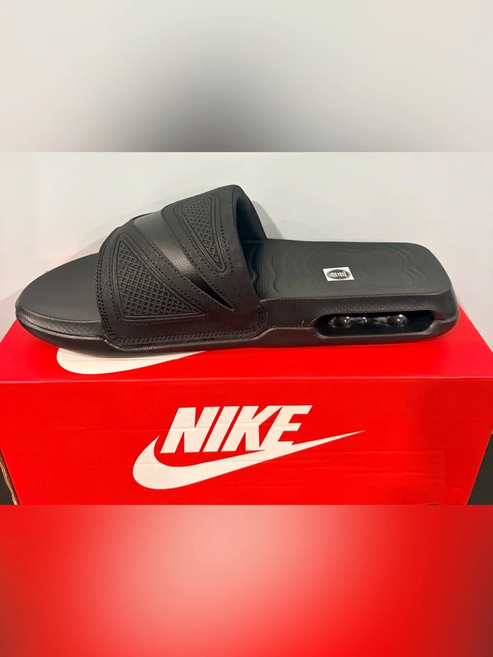 Nike Air Max Cirro Men's Slides | color: black | size: 10
